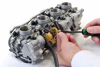 オーバーホールとは？ 修理との違いやメリット・デメリット、手順を解説